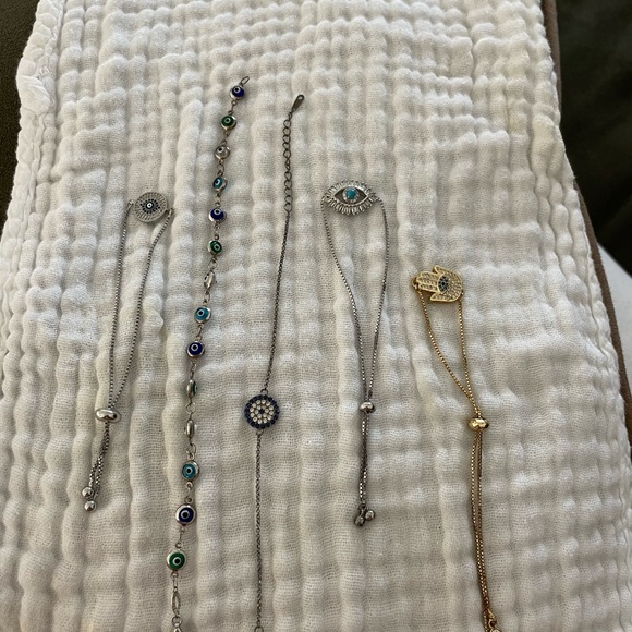 Bracelets - Picture 8 of 8